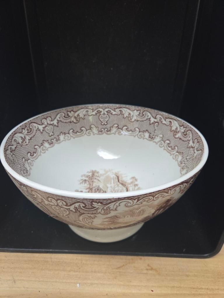 Antieke Bruine Transferware Kom met Landschap Petrus Regout, Antiek en Kunst, Antiek | Servies los, Ophalen of Verzenden