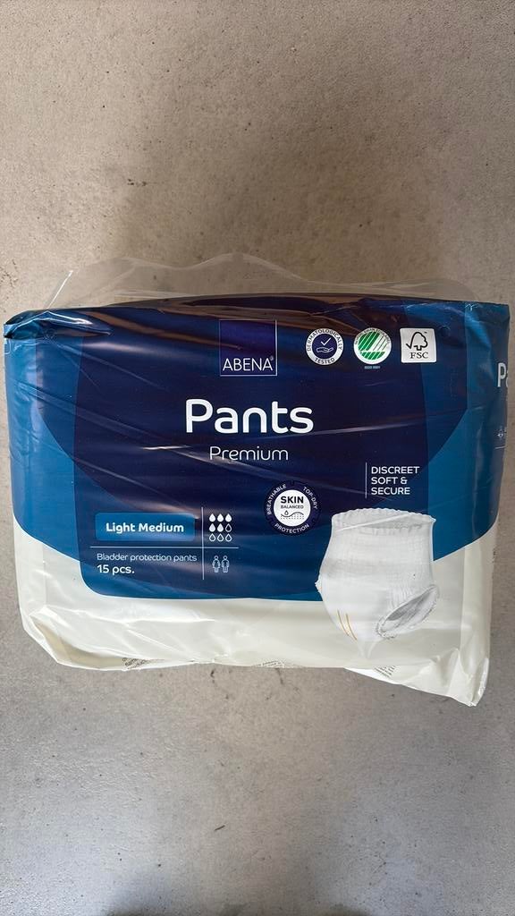 Abena premium broekjes light medium 15 stuks, Ophalen of Verzenden, Nieuw