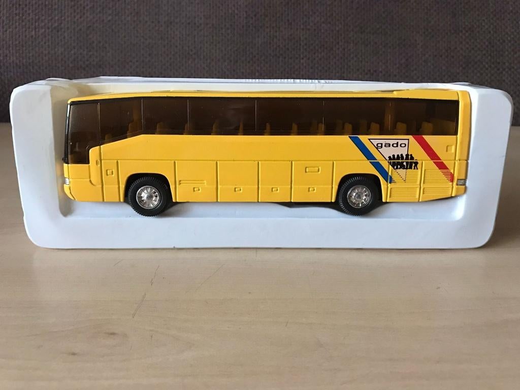 Welly Shuttle Mercedes Benz Bus Coach 18 cm NIEUW, Ophalen of Verzenden, Zo goed als nieuw, Bus of Vrachtwagen