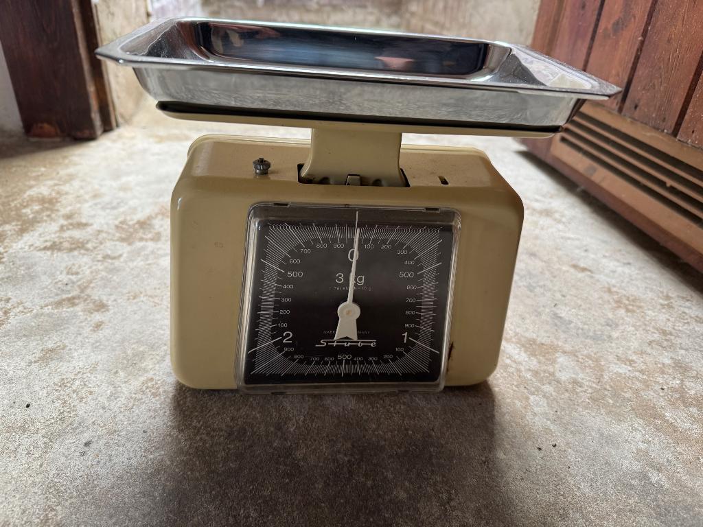 Oude weegschaal, Ophalen, Keukenweegschaal, Gebruikt, Minder dan 10 kg