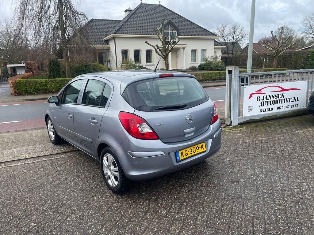 Opel Corsa 1.4-16V Enjoy, Voorwielaandrijving, 1063 kg, 4 cilinders, 49 €/maand