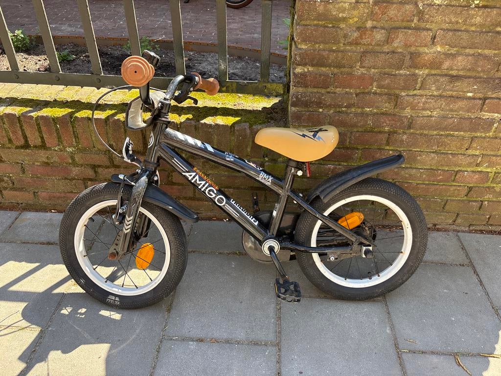 Amigo BMX kinderfiets - Zwart, 16 inch, Fietsen en Brommers, Ophalen, Staal, Velgrem, V-brakes