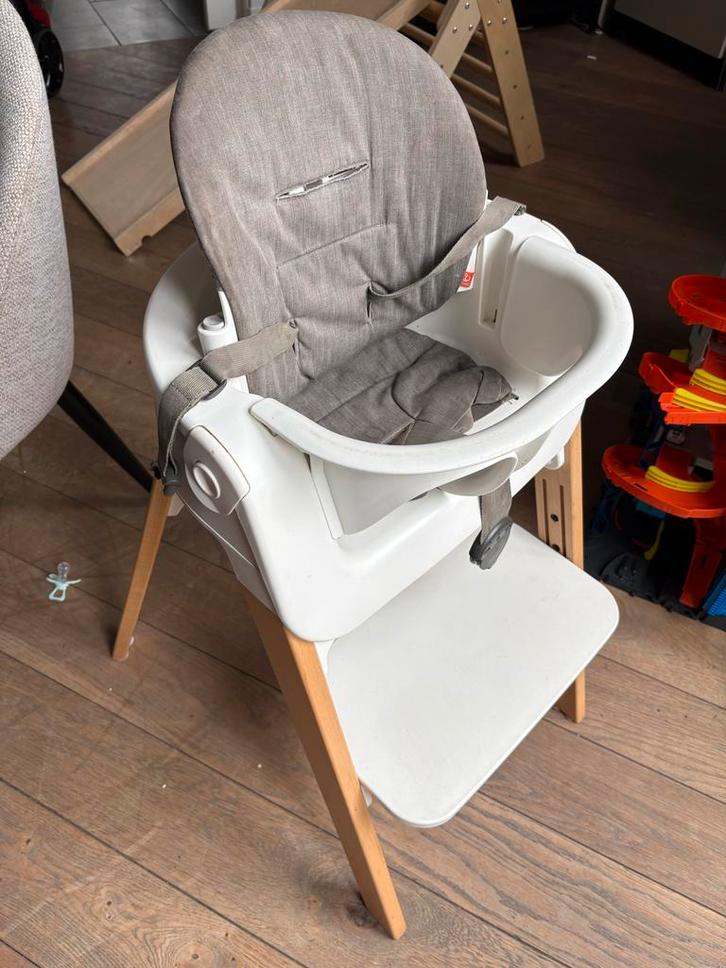 Stokke Steps Kinderstoel met Wipstoel, Kinderen en Baby's, Kinderstoelen, Gebruikt, Meegroeistoel, Aanschuifbaar, Ophalen