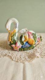 Zwaan, H.Bequet, Antiek en Kunst, Antiek | Porselein, Ophalen of Verzenden