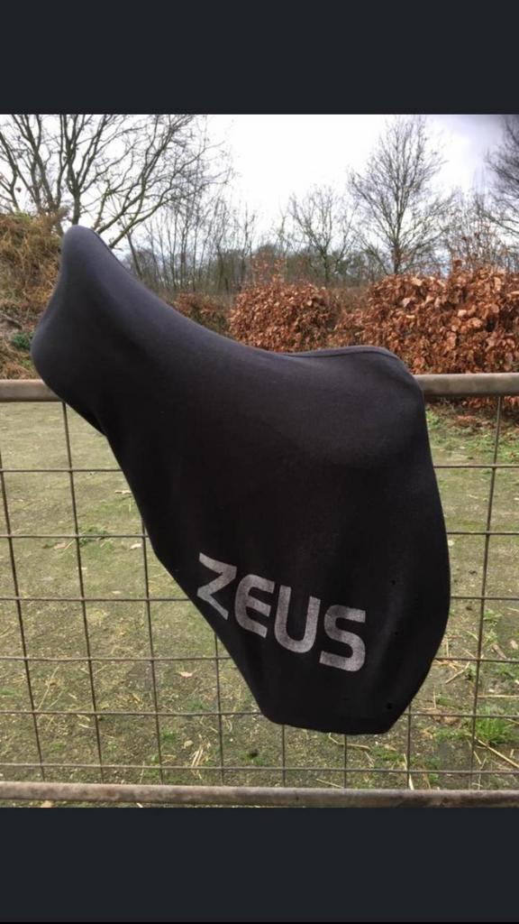 Paardrij zadel, Ophalen, Zo goed als nieuw