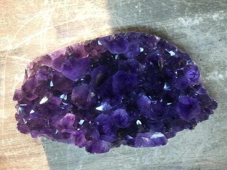 Amethist cluster (20) 2,5 kg, 21x13x7 cm diep paars, Verzamelen, Mineralen en Fossielen, Mineraal, Ophalen of Verzenden