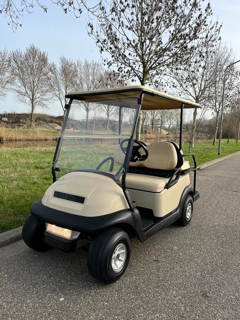 Golfkar clubcar brandstof , rijdt perfect als een nieuwe, Sport en Fitness, Golf, Ophalen, Zo goed als nieuw, Golfkar