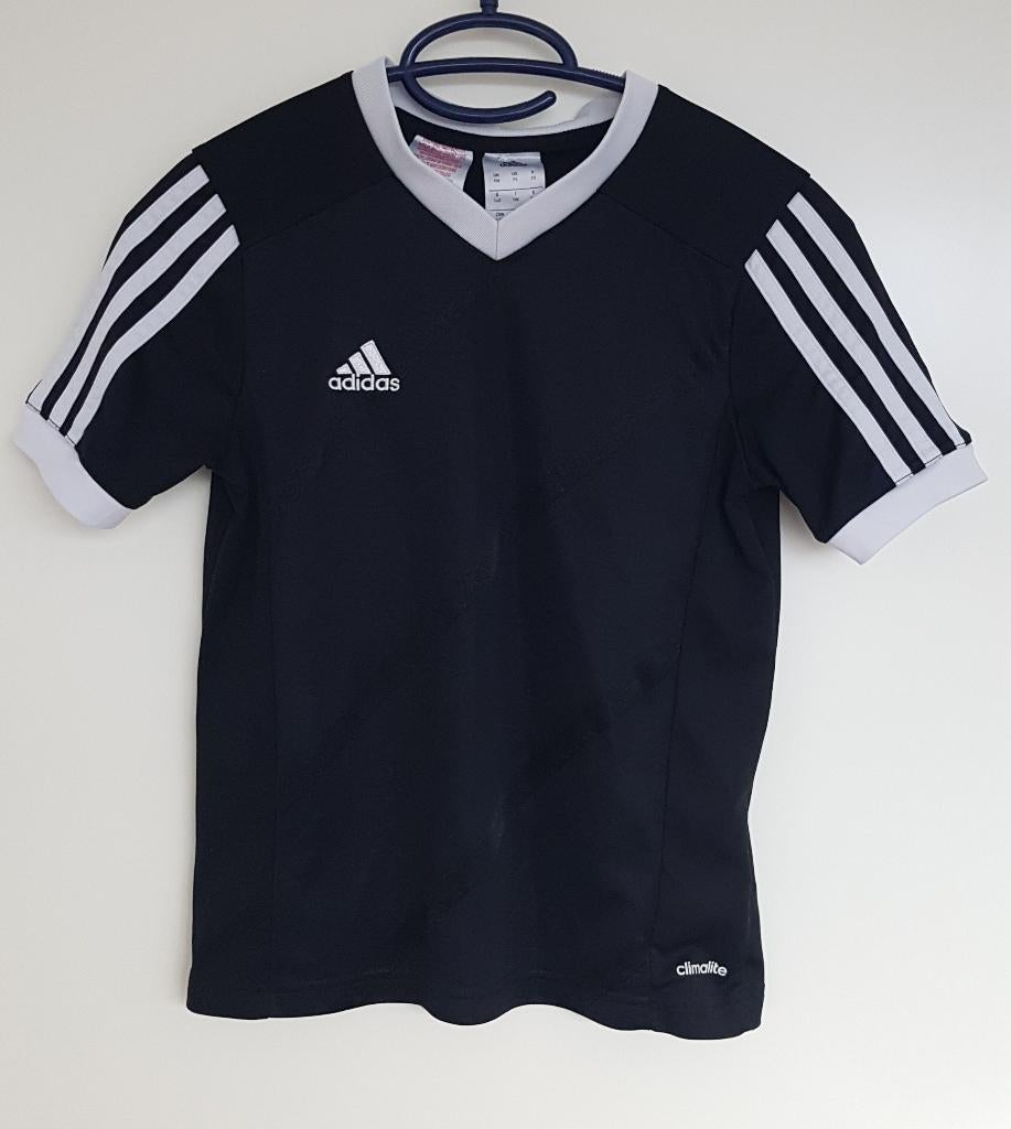 Adidas sport shirt maat 140, Adidas, Jongen of Meisje, Sport- of Zwemkleding, Ophalen of Verzenden