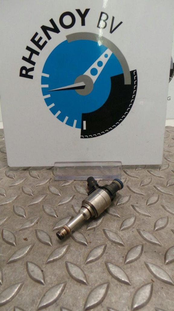 VOLKSWAGEN PASSAT BRANDSTOF INJECTOR / VERSTUIVER 2012, Ophalen of Verzenden, Gebruikt, Stiba lid
