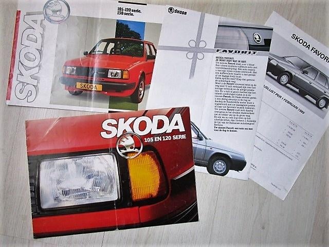 Oude folders van Skoda en Lada Samara, Verzenden, Overige merken