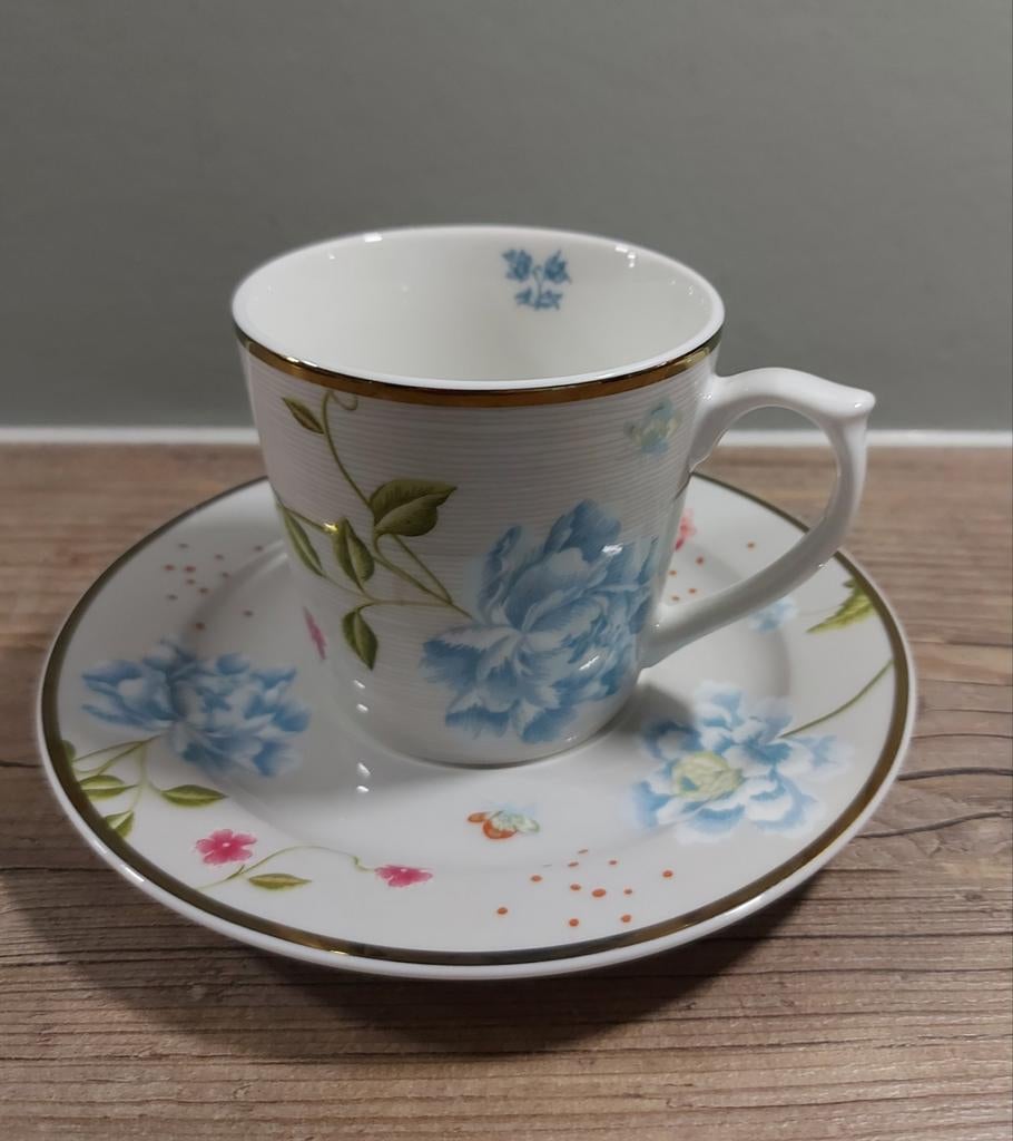 Laura Ashley kop en schotel, Ophalen of Verzenden, Zo goed als nieuw, Porselein, Kop en/of schotel