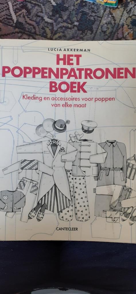 Het poppenpatronen boek. Leuk boek voor poppenkleding, Hobby en Vrije tijd, Kledingpatronen, Ophalen of Verzenden, Vrouw, Overige merken
