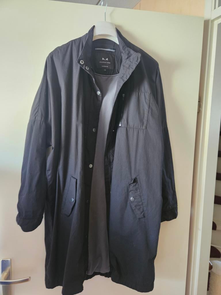 Modström outerwear regenjas lichtgewicht zwart L, Ophalen of Verzenden, Zo goed als nieuw, Zwart