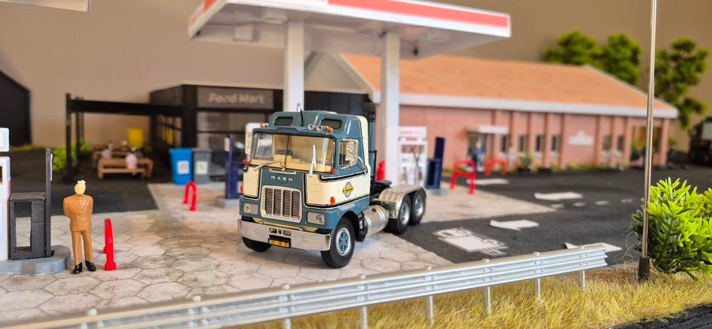 Mack van Buurman Tekno, Hobby en Vrije tijd, Modelauto's | 1:50, Ophalen of Verzenden, Zo goed als nieuw, Bus of Vrachtwagen, Tekno