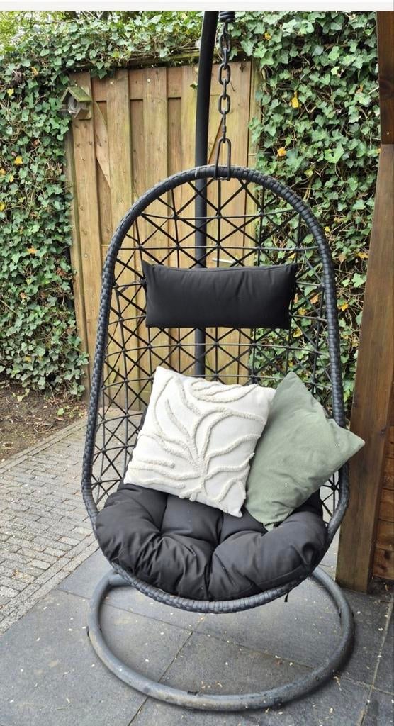 Comfortabele Fieve hangstoel met kussens, Tuin en Terras, Tuinstoelen, Ophalen of Verzenden, Zo goed als nieuw, Metaal