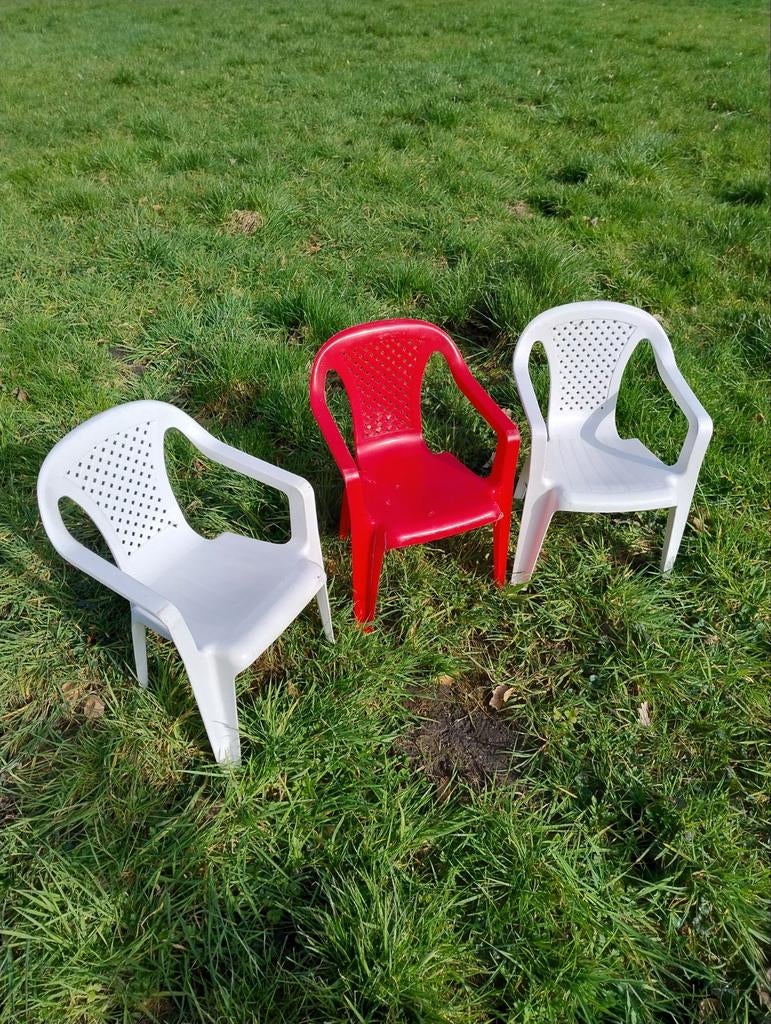 3x Kinderstoel speelgoed wit rood kunststof, Ophalen, Zo goed als nieuw, Overige typen