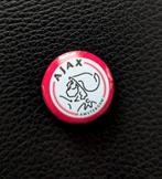 Ajax - 25 mm button/speld/pin - Rood/Wit, Ophalen of Verzenden, Nieuw, Ajax, Overige typen