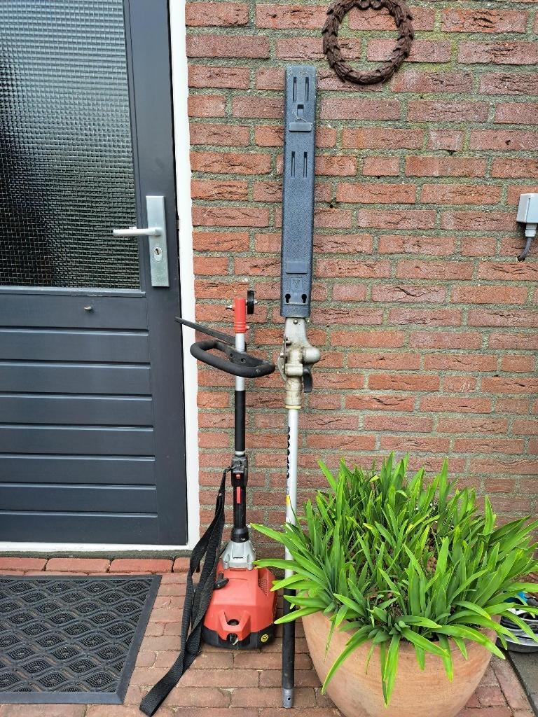 Motor heggenschaar op steel, Tuin en Terras, Ophalen, Gebruikt, Benzine, Onbekend