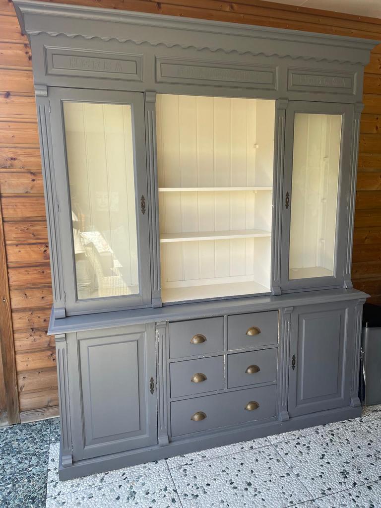 Mooie grote buffetkast Grijs!, Gebruikt, Met deur(en), 200 cm of meer, 150 tot 200 cm