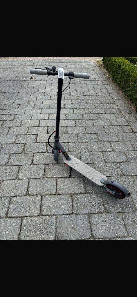 Elektrische step nieuw in doos, Ophalen of Verzenden, Nieuw, Elektrische step (E-scooter)