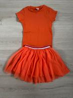Oranje outfit 100-116, Ophalen of Verzenden, Zo goed als nieuw, Jongen of Meisje, Shirt of Longsleeve