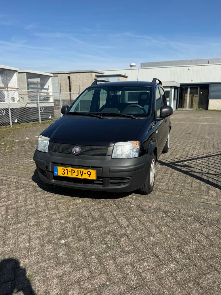 Fiat Panda 1.2 2011 Zwart, 1242 cc, Zwart, Origineel Nederlands, Bedrijf