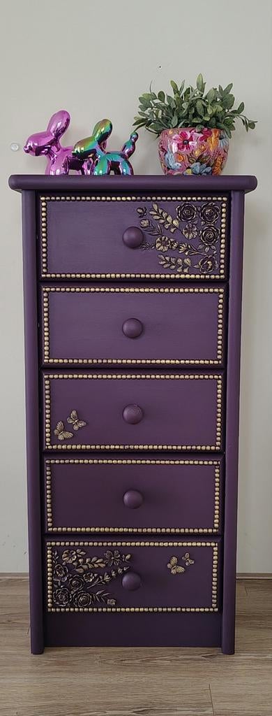 Unieke met de hand gerestylede ladenkast in diep paars, Huis en Inrichting, Kasten | Ladekasten, Ophalen, Minder dan 50 cm, 5 laden of meer