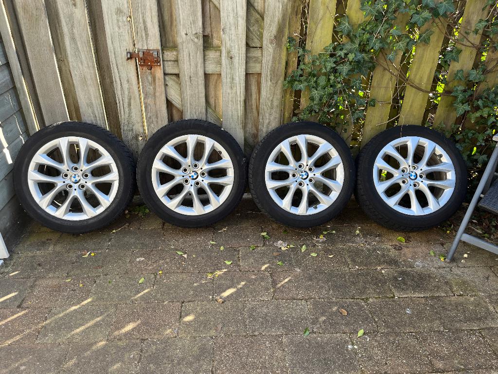 BMW winterbanden set Continental TS 830 maat 205 55 R17 91H, Ophalen, Zo goed als nieuw