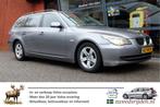 BMW 5 Serie Touring 523i 190 pk Aut. Business Line, Groot Na, Auto's, Gebruikt, Zwart, Origineel Nederlands, 93 €/maand