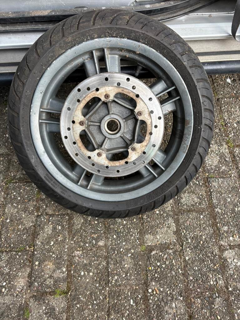 Achterwiel met nette band piaggio mp3 yourban, Ophalen