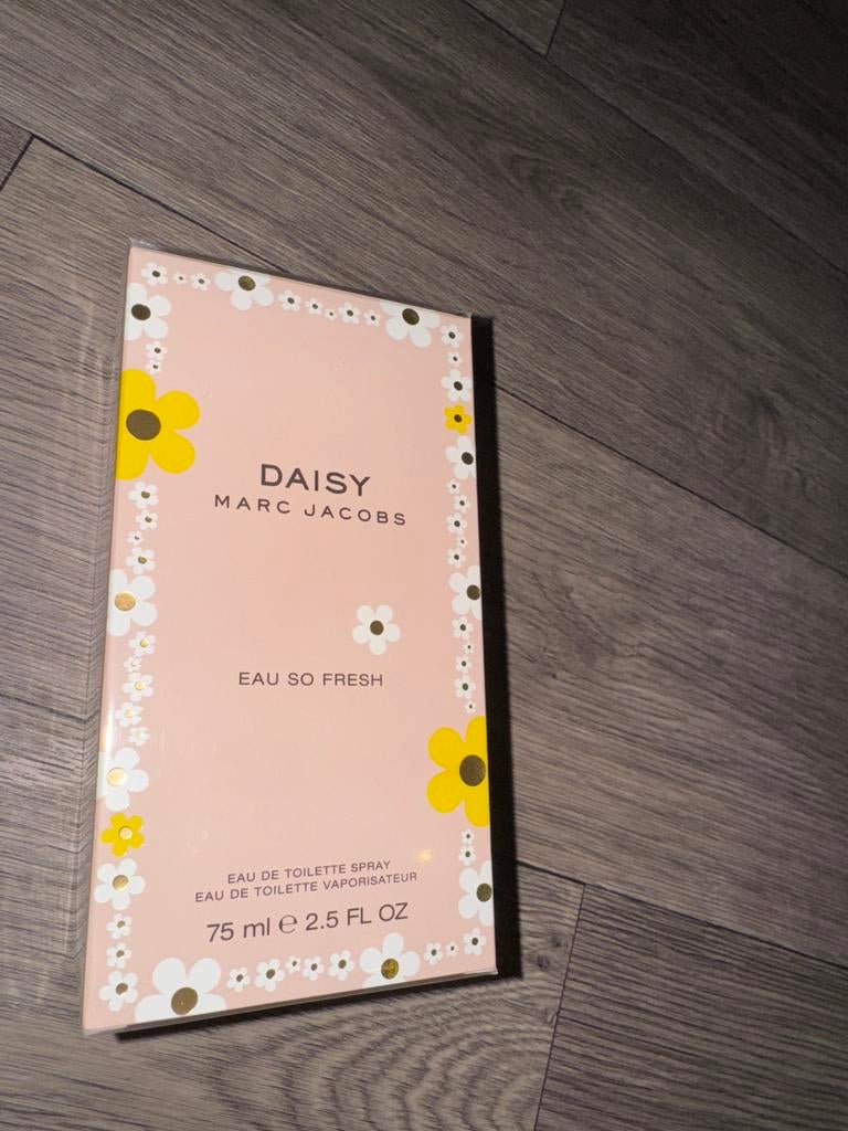 Marc Jacobs Daisy Eau So Fresh Eau de Toilette 75ml, Sieraden, Tassen en Uiterlijk, Uiterlijk | Parfum, Ophalen of Verzenden, Nieuw