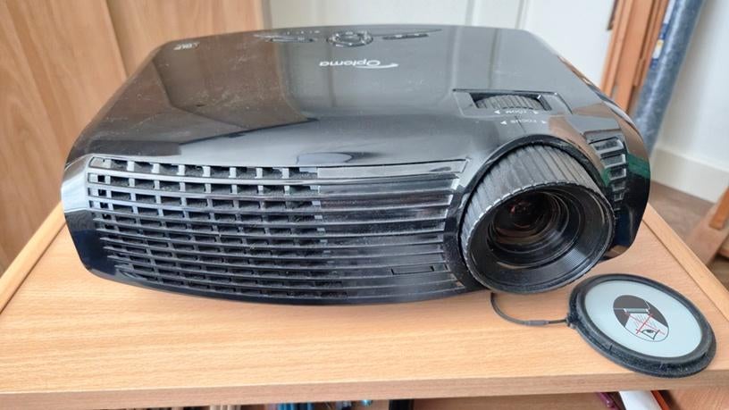 Optoma DLP beamer Full HD met 3D-ondersteuning, Audio, Tv en Foto, Beamers, Ophalen, Zo goed als nieuw, DLP, Full HD (1080)