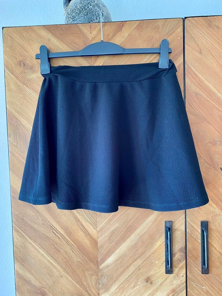 Als Nieuw! Zwarte Klok Rok van Shein. Maat S, Zwart, Ophalen of Verzenden, Zo goed als nieuw, Maat 36 (S)