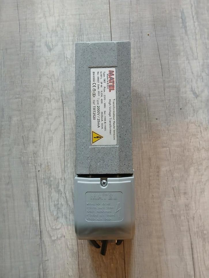 Hoogspanningstransformator Matel 2 beschikbaar, Huis en Inrichting, Lampen | Overige, Nieuw, Ophalen of Verzenden