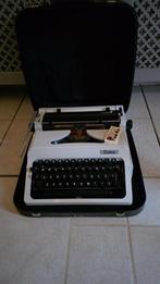 Erika typemachine, Diversen, Typemachines, Ophalen, Gebruikt