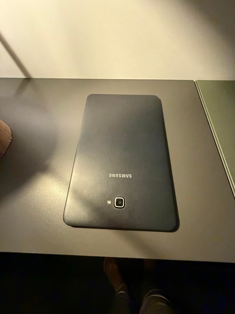 Samsung Tablet - Scherm en achterkant heel, werkt niet, Ophalen of Verzenden, Niet werkend