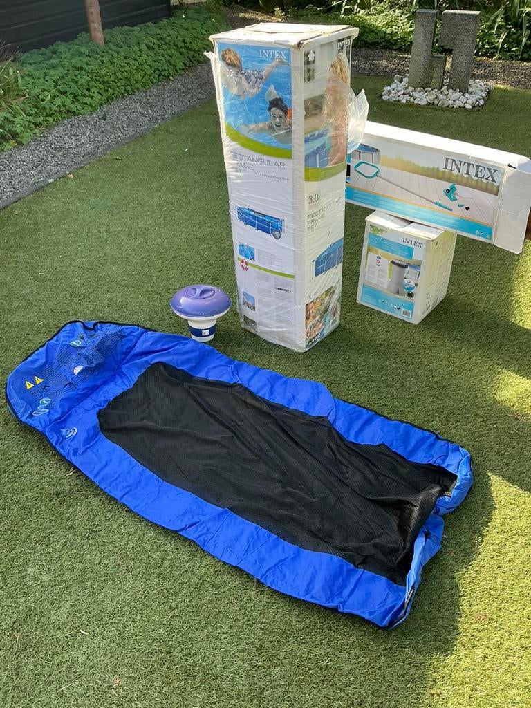 Zwembad 3x2 met pomp, afdekhoes, waterbed etc., Ophalen, Zo goed als nieuw, Opzetzwembad, 200 tot 400 cm
