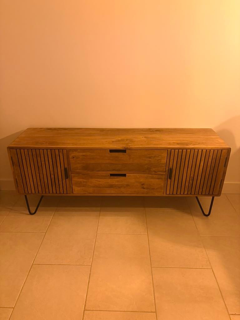 Tv meubel Huus, Huis en Inrichting, Ophalen, 100 tot 150 cm, Zo goed als nieuw, 25 tot 50 cm