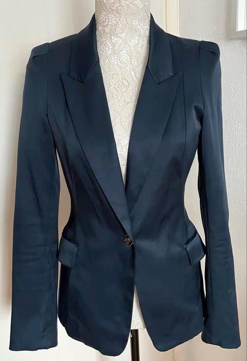 Attentif jasje maat 36, Kleding | Dames, Jasjes, Kostuums en Pakken, Zo goed als nieuw, Jasje, Maat 36 (S), Blauw, Ophalen of Verzenden