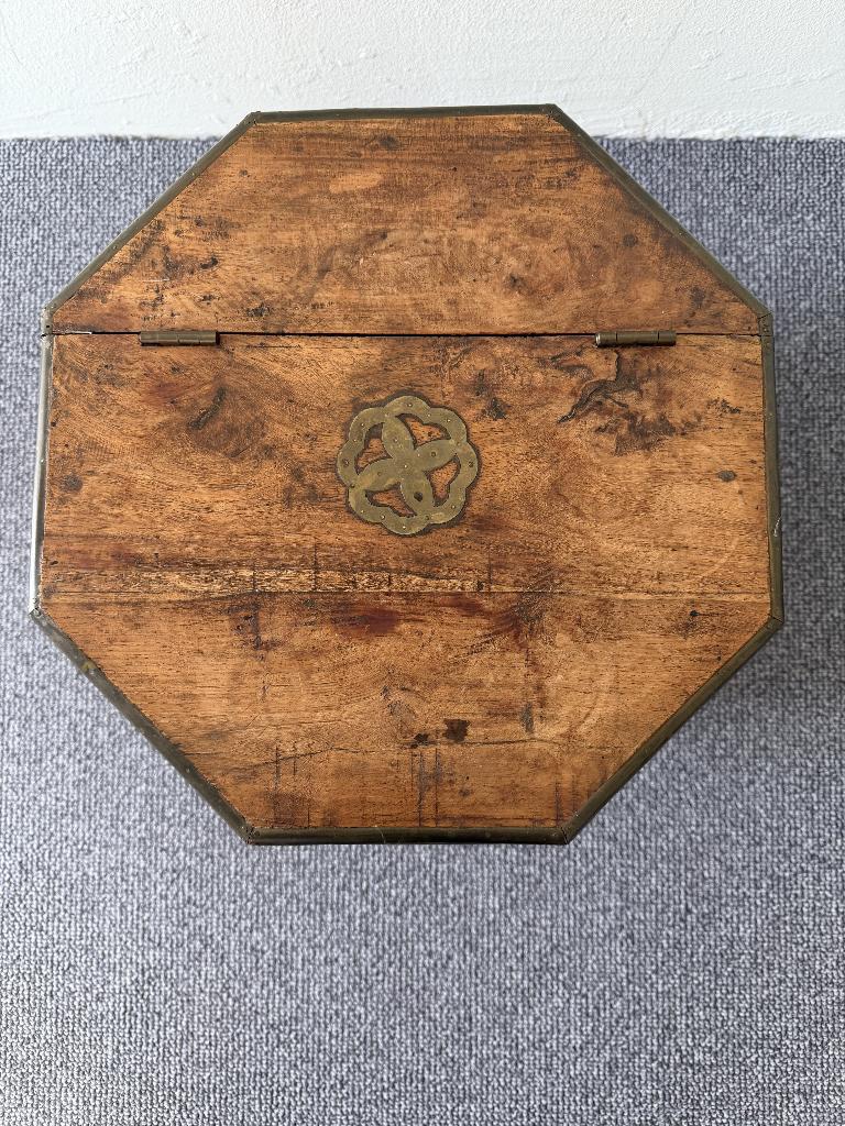 Unieke antieke kist | achthoek | messing | eyecatcher, Minder dan 50 cm, Gebruikt, Minder dan 50 cm, Ophalen of Verzenden