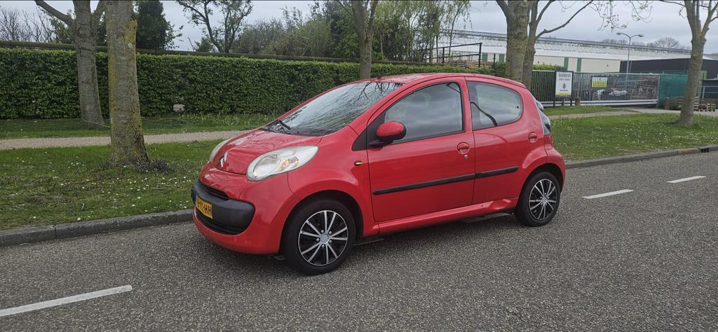 Citroën C1 1.0 5-DRS 2007 Rood, Voorwielaandrijving, 4 stoelen, C1, 68 pk