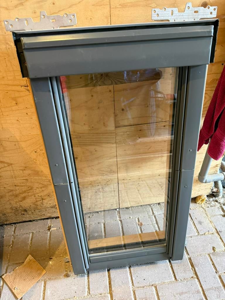 Veluc dakraam GGL CK04  55 x 98 hoog, Ophalen, Zo goed als nieuw