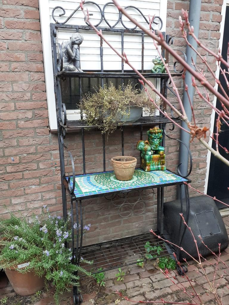 IJzeren tuinkast met mozaïek en wijnrek - opknapper, Ophalen of Verzenden, Gebruikt