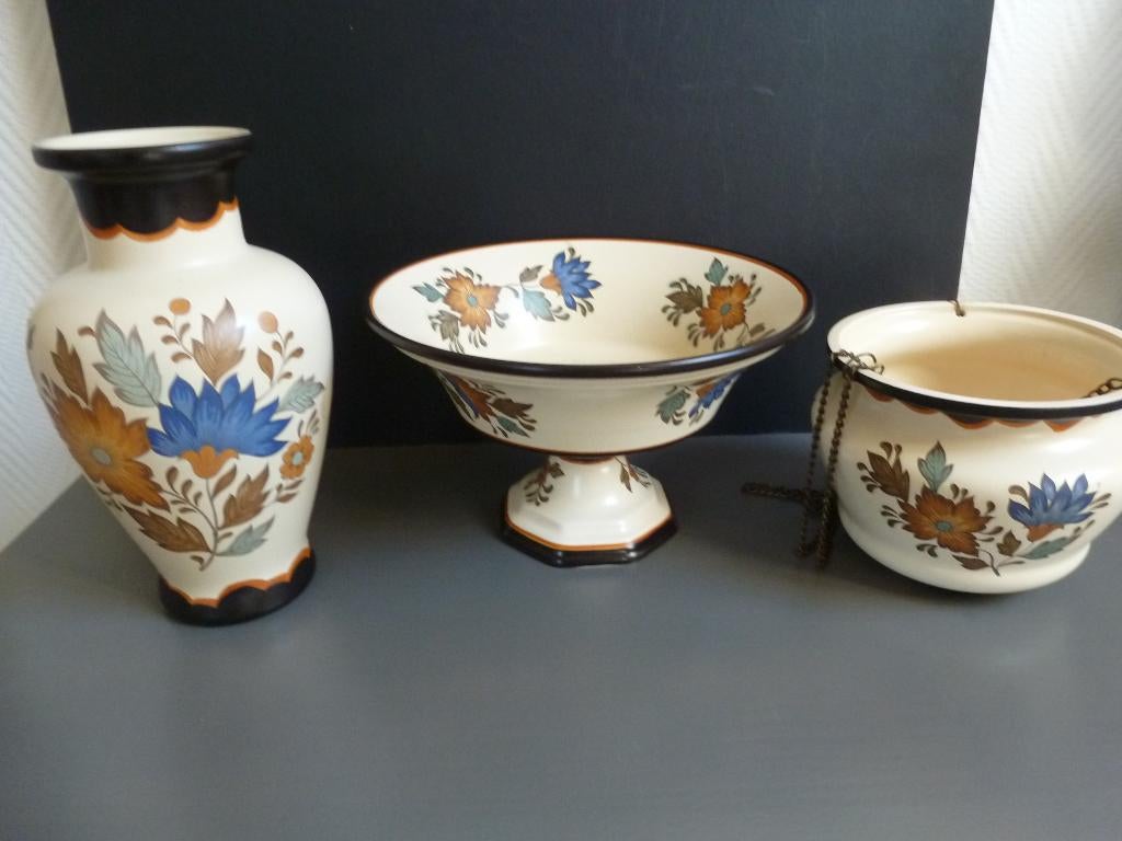 FLORA PLATEEL AARDEWERK, Ophalen, Gebruikt