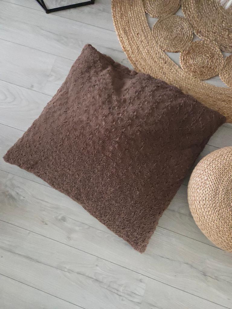 Kwantum groot teddy kussen 70x70cm, Verzenden, Nieuw, Bruin, Vierkant