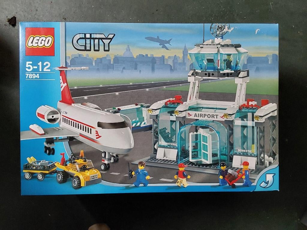 Lego 7894 luchthaven, Kinderen en Baby's, Speelgoed | Duplo en Lego, Ophalen, City, Lego, Nieuw