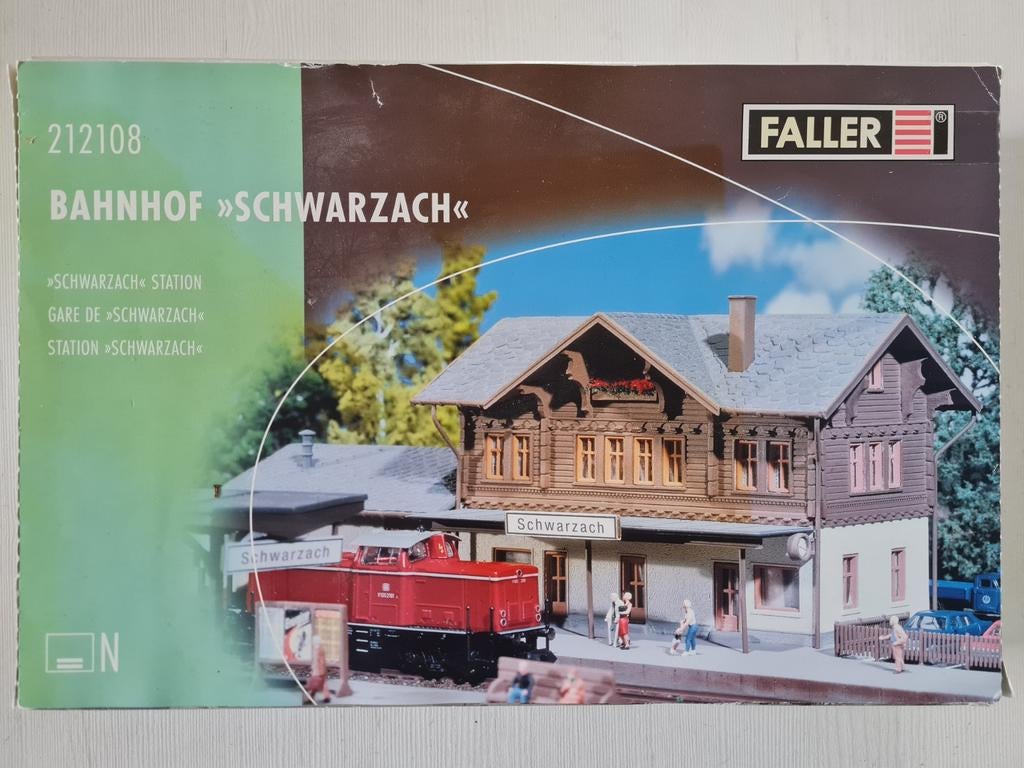 Faller N-spoor station Schwarzach 212108 (nieuw), Ophalen of Verzenden, Nieuw, Brug, Tunnel of Gebouw