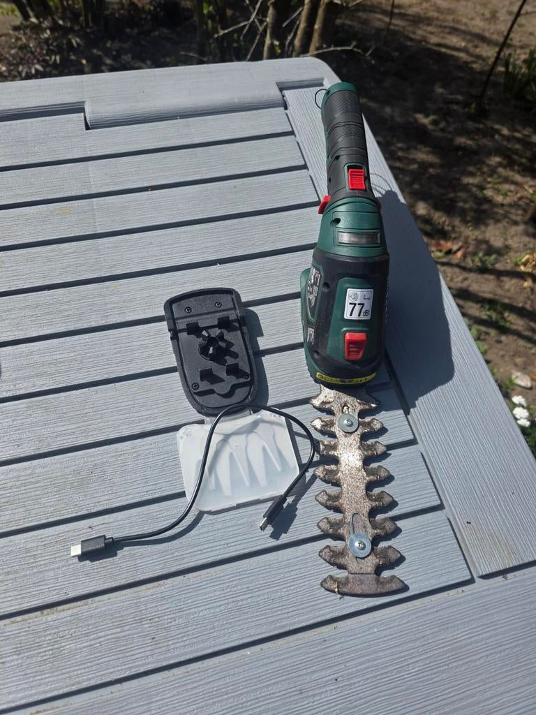 Parkside heggenschaar buxusschaar oplaadbaar, Ophalen of Verzenden, Zo goed als nieuw, Accu, Parkside