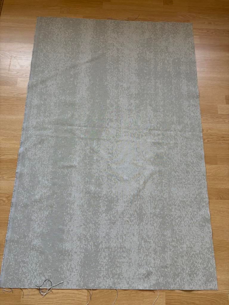 Meubelstof Kvadrat Memory 2, Hobby en Vrije tijd, Stoffen en Lappen, 120 cm of meer, 200 cm of meer, Ophalen of Verzenden, Zo goed als nieuw