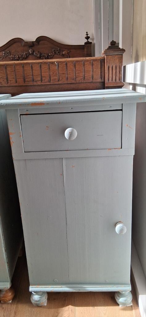 Antiek grenen nachtkastjes, Huis en Inrichting, Slaapkamer | Nachtkastjes, Ophalen, Gebruikt, Minder dan 45 cm, 70 cm of meer